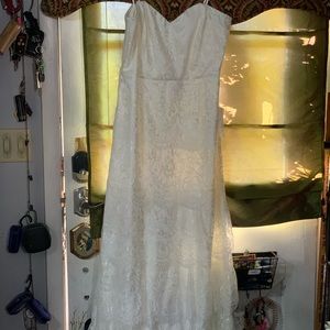 NWT Lulu’s XL White Tiered Lace Strapless Sweetheart Neck Long Wedding Gown